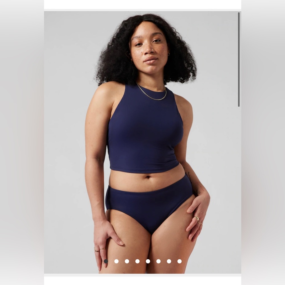NWT Athleta Navy (dress blue) Crop Bikini Top A-C Cups SZ Med